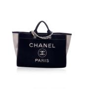 Pre-owned Leather chanel-bags Chanel Vintage , Black , Dames