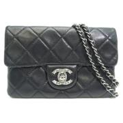 Pre-owned Leather chanel-bags Chanel Vintage , Black , Dames