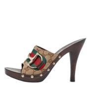 Pre-owned Canvas sandals Gucci Vintage , Beige , Dames