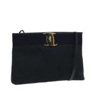 Pre-owned Suede shoulder-bags Salvatore Ferragamo Pre-owned , Black , ...