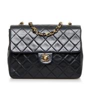 Pre-owned Leather crossbody-bags Chanel Vintage , Black , Dames