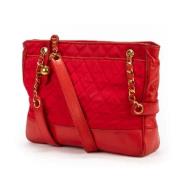 Pre-owned Leather totes Chanel Vintage , Red , Dames