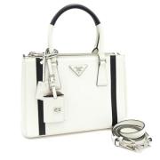 Pre-owned Leather prada-bags Prada Vintage , White , Dames