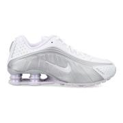 Witte Sneakers met Compressiezuilen Nike , White , Dames