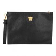 Pre-owned Leather clutches Versace Pre-owned , Black , Dames