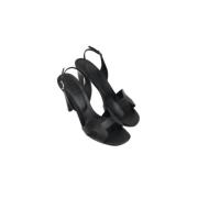 Pre-owned Leather sandals Hermès Vintage , Black , Dames