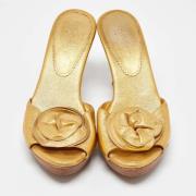 Pre-owned Leather sandals Yves Saint Laurent Vintage , Yellow , Dames