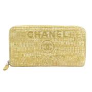 Pre-owned Fabric wallets Chanel Vintage , Yellow , Dames