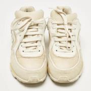 Pre-owned Canvas sneakers Chanel Vintage , White , Dames