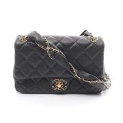 Pre-owned Leather crossbody-bags Chanel Vintage , Black , Dames