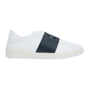 Witte Leren Lage Sneakers met Blauwe Details Valentino Garavani , Whit...