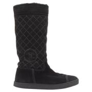 Pre-owned Suede boots Chanel Vintage , Black , Dames