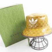 Pre-owned Leather hats Gucci Vintage , Beige , Dames