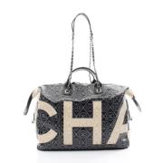 Pre-owned Canvas travel-bags Chanel Vintage , Black , Dames