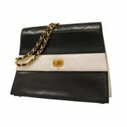 Pre-owned Leather chanel-bags Chanel Vintage , Black , Dames