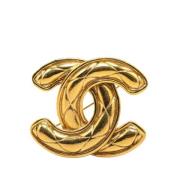 Pre-owned Metal brooches Chanel Vintage , Yellow , Dames