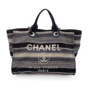 Pre-owned Leather chanel-bags Chanel Vintage , Black , Dames