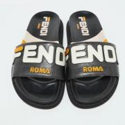 Pre-owned Leather sandals Fendi Vintage , Black , Dames