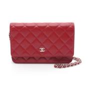 Pre-owned Leather crossbody-bags Chanel Vintage , Red , Dames