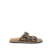 Bruine Platte Sandalen Elegante Metalen Details Fendi , Brown , Heren