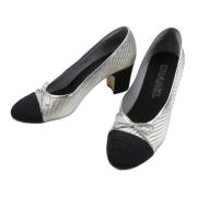 Pre-owned Silver heels Chanel Vintage , Gray , Dames