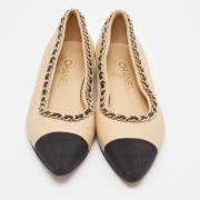 Pre-owned Fabric flats Chanel Vintage , Beige , Dames