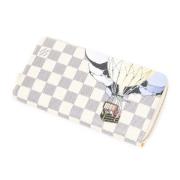 Pre-owned Coated canvas wallets Louis Vuitton Vintage , White , Dames