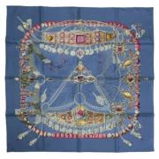 Pre-owned Silk scarves Hermès Vintage , Blue , Dames