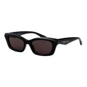 Stijlvolle zonnebril Am0474S voor de zomer Alexander McQueen , Black ,...