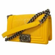 Pre-owned Leather shoulder-bags Chanel Vintage , Yellow , Dames