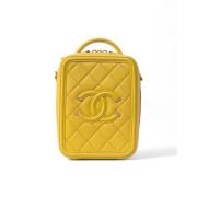 Pre-owned Leather handbags Chanel Vintage , Yellow , Dames