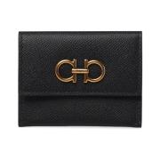 Zwarte Leren Portemonnee met Dubbele Haken Salvatore Ferragamo , Black...