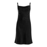 Satijnen mini-jurk met veiligheidsspeldetail Versace , Black , Dames