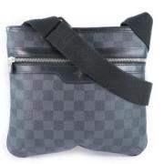 Pre-owned Canvas shoulder-bags Louis Vuitton Vintage , Black , Dames