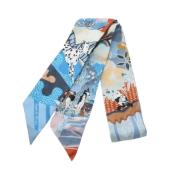 Pre-owned Silk scarves Hermès Vintage , Multicolor , Dames