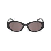 Zwarte Ovale Frame Zonnebril UV-Beschermend Balenciaga , Black , Dames