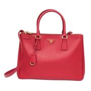 Pre-owned Leather handbags Prada Vintage , Red , Dames