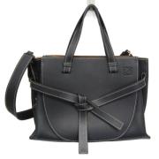 Pre-owned Leather shoulder-bags Loewe Pre-owned , Black , Dames