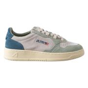 Retro-geïnspireerde sneaker voor veelzijdige stijl Autry , White , Dam...