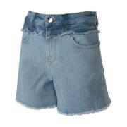 Denim Shorts met Stijlvolle Details Pinko , Blue , Dames