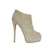 Pre-owned Suede boots Giuseppe Zanotti Pre-owned , Gray , Dames