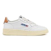 Klassieke Witte Sportieve Platte Schoenen Autry , White , Dames