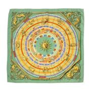 Pre-owned Silk scarves Hermès Vintage , Multicolor , Dames