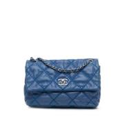 Pre-owned Leather handbags Chanel Vintage , Blue , Dames