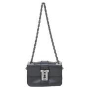 Pre-owned Leather shoulder-bags Valentino Vintage , Black , Dames