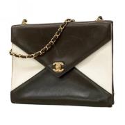 Pre-owned Leather chanel-bags Chanel Vintage , Black , Dames