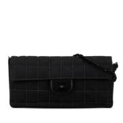 Pre-owned Nylon shoulder-bags Chanel Vintage , Black , Dames