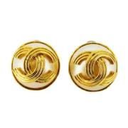 Pre-owned Metal earrings Chanel Vintage , Yellow , Dames