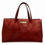 Pre-owned Leather shoulder-bags Louis Vuitton Vintage , Red , Dames