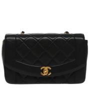 Pre-owned Leather shoulder-bags Chanel Vintage , Black , Dames